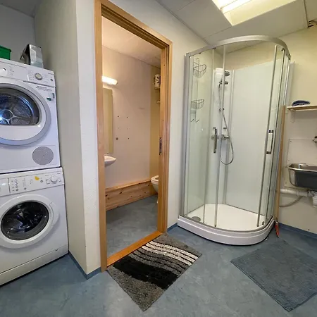 I Sogn-apartment بيت شباب Leirvik (Sogn og Fjordane)