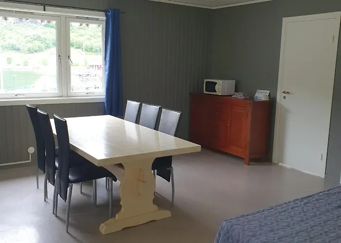 I Sogn-apartment Hostel *